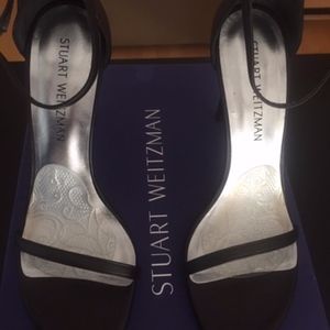 Stuart Weitzman SIZE 9